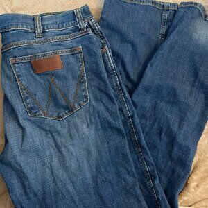 WRANGLER RETRO SLIM STRAIGHT LEG JEANS worn once, size 36x34